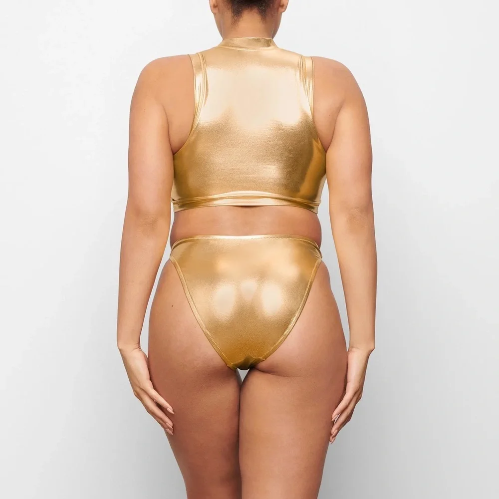 SKIMS Metallic Swim Tank - Picture 5 of 5